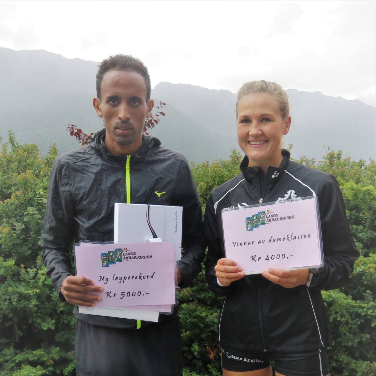 Langs Åkrafjorden, IF Klypetussen